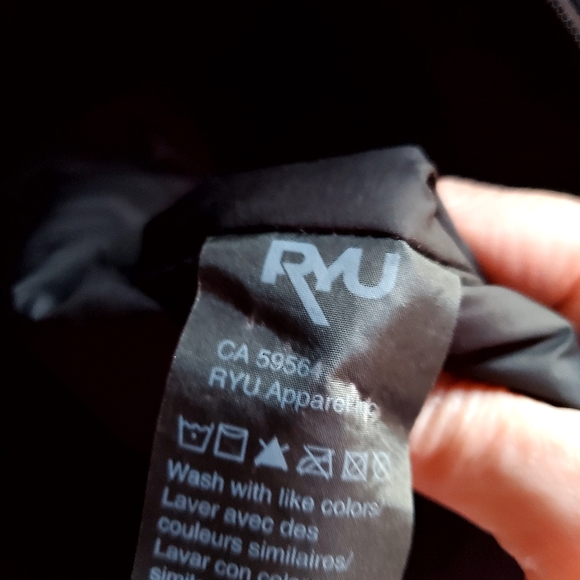 RYU Unisex Black Quilted Bomber Jacket Size Large - Picture 10 of 13